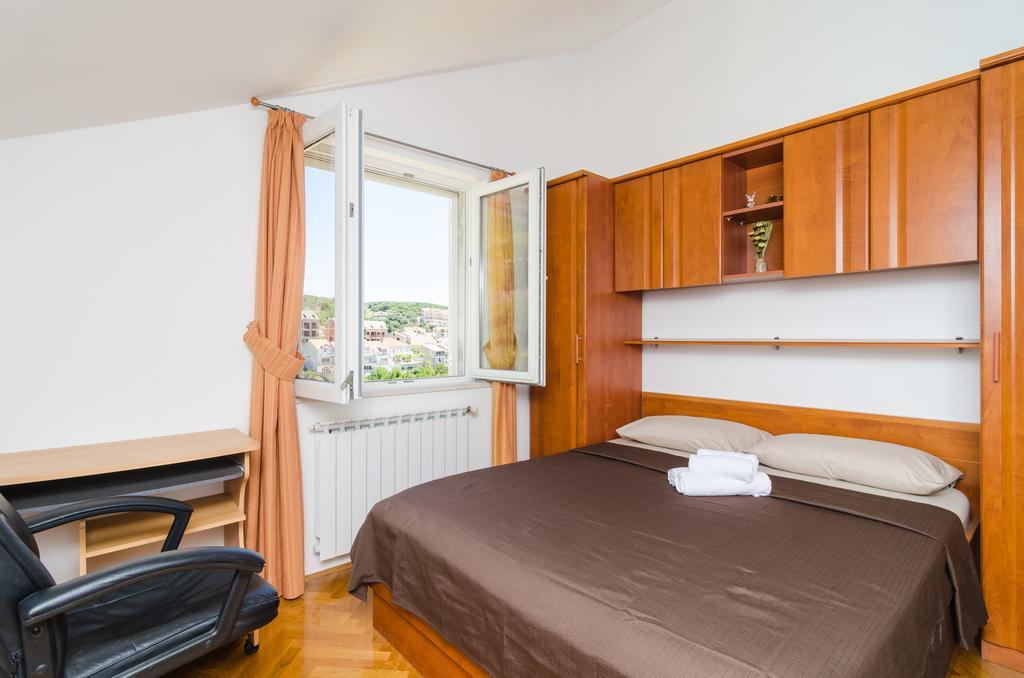 Feel Phili Apartment